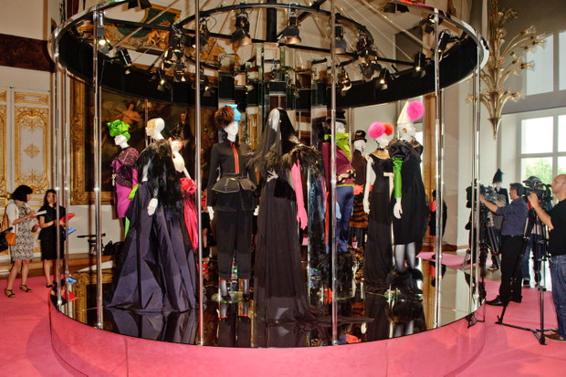 Powrót domu mody Schiaparelli