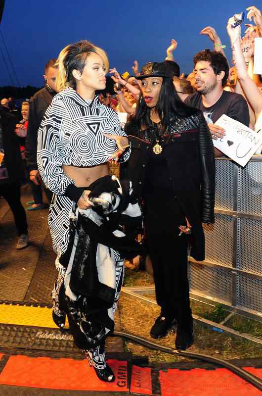 Rihanna: poznaj styl gwiazdy