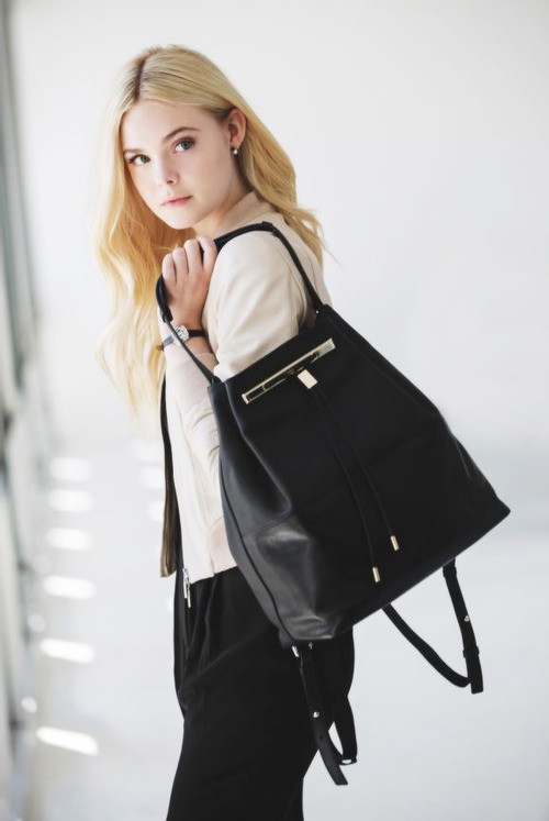 Siostry Fanning w kampanii J. Estina