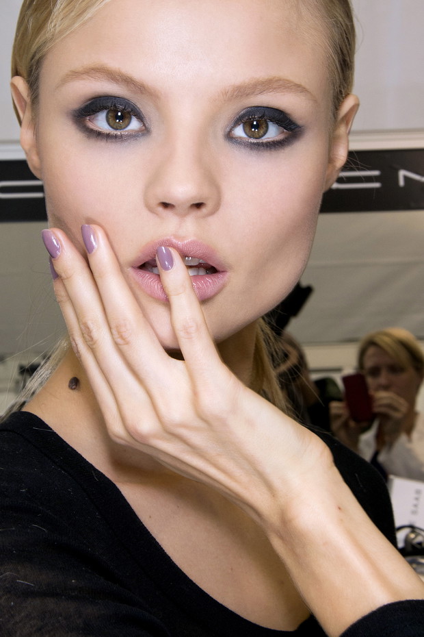 Ślubny manicure - trendy 2013