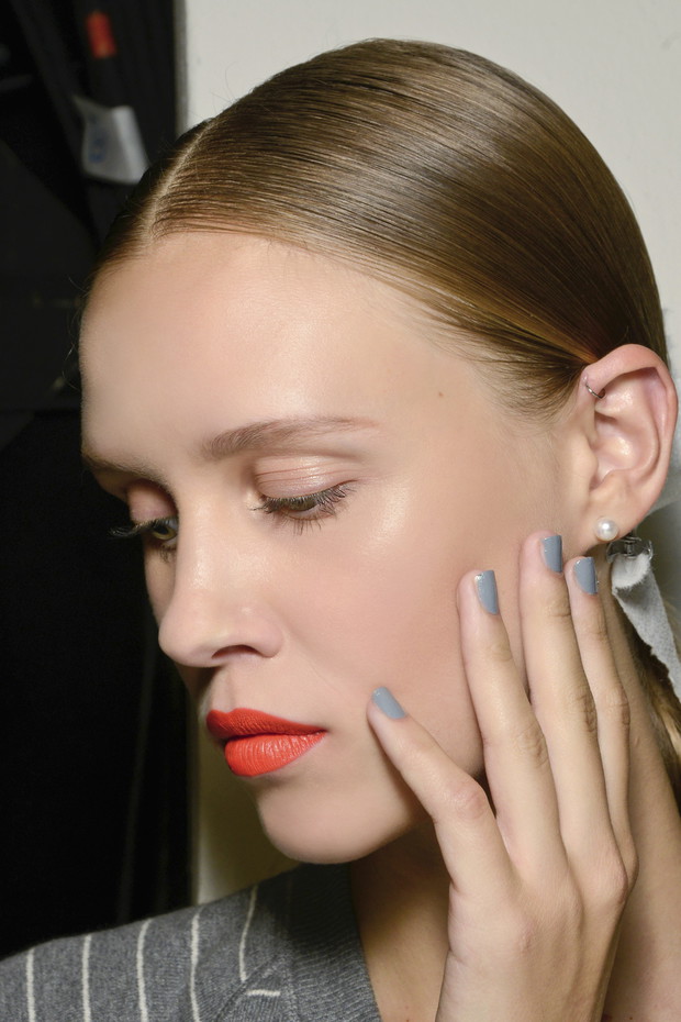 Ślubny manicure - trendy 2013
