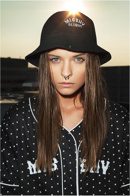 Zuzanna Kołodziejczyk w kampanii Misbehave MISBVH