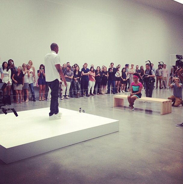 Jay-Z rapuje Picasso Baby w galerii sztuki!