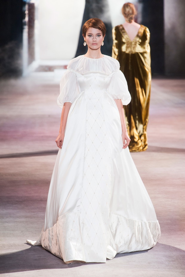 Suknie ślubne z pokazów haute couture jesień-zima 2013