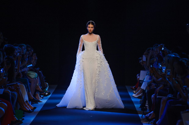 Suknie ślubne z pokazów haute couture jesień-zima 2013