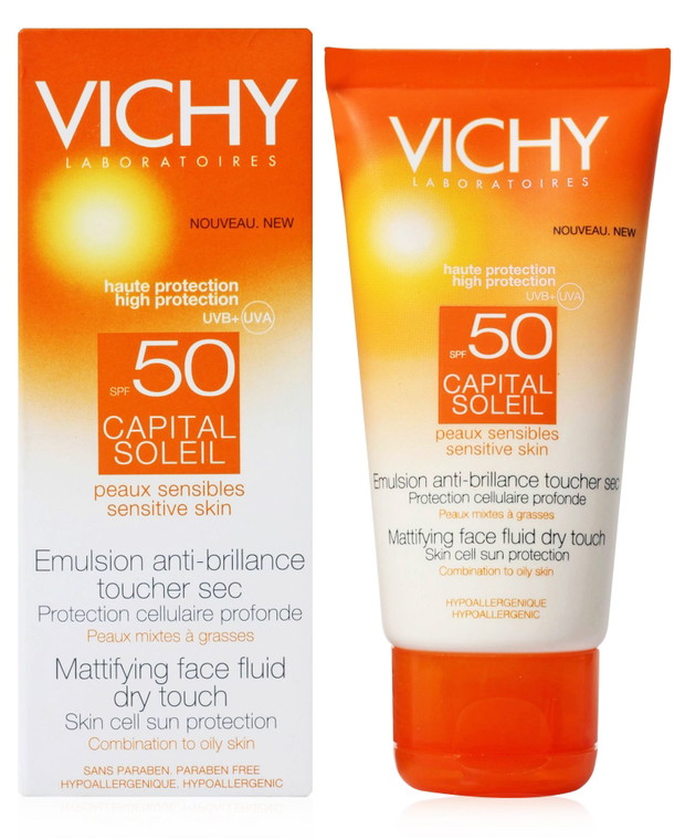 Vichy Capital Soleil Micro-Fluide Mat wzbogacony o mikrocząsteczki pochłaniające sebum, nadają skórze naturalny, matowy wygląd. Preparat szybko się wchłania, nie bieli skóry i nieźle sprawdza się po