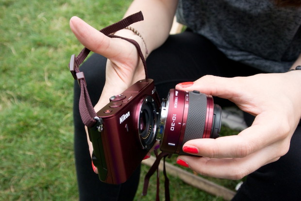 NIKON 1 J3 - wyjątkowy aparat hybrydowy