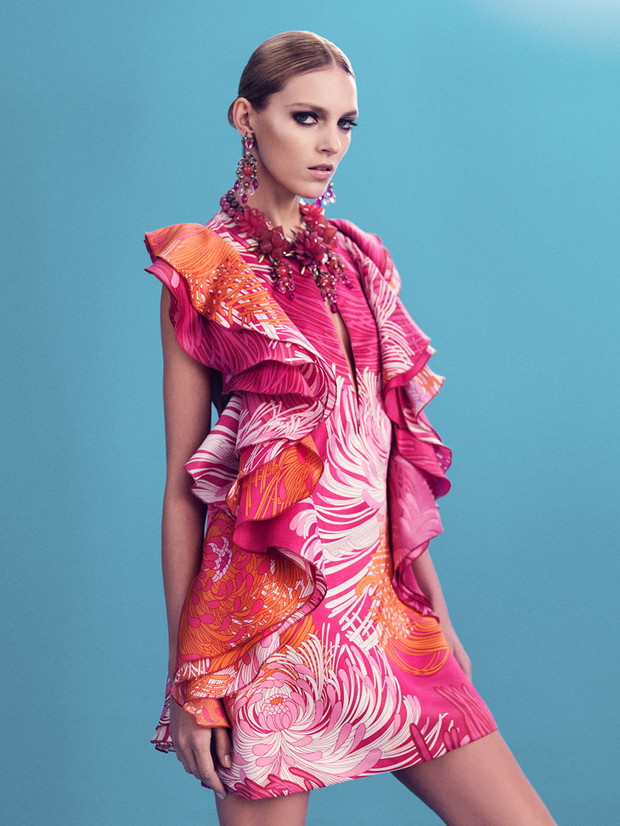 Anja Rubik w lookbooku Gucci