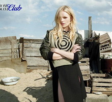 Thunder Blond w SHOWROOM Club