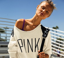 Magdalena Frąckowiak i Zuzanna Krzątała w VS Pink