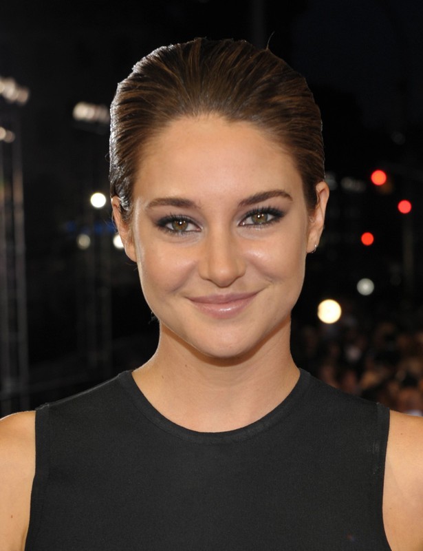 MTV Video Music Awards 2013: makijaż i fryzury gwiazd