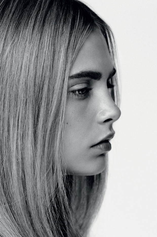 Cara Delevingne w sesji okładkowej dla Industrie Magazine #6, fot.  Alasdair McLellan