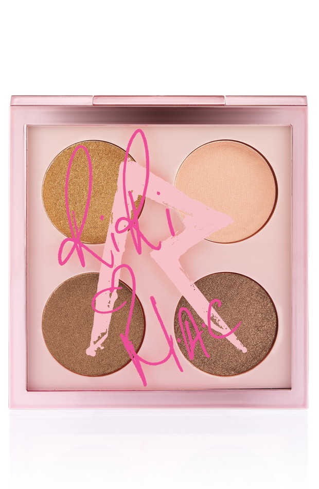 Rihanna dla MAC RiRi ♥ MAC: cienie w kolorze Her Cocoa, 83 zł, fot. mat. prasowe