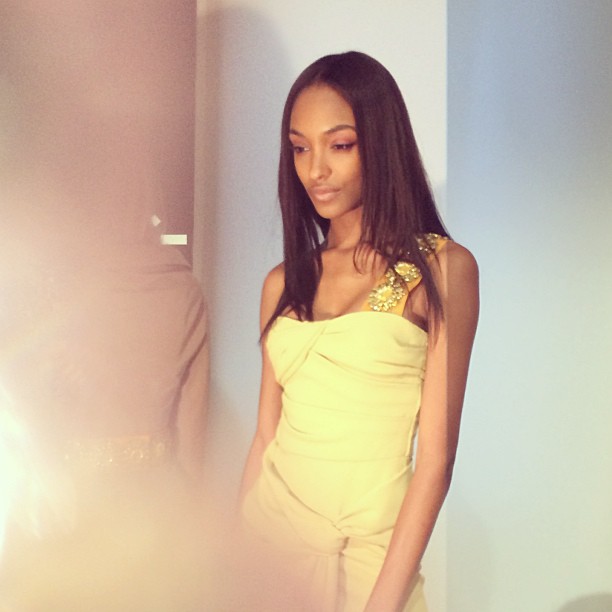 Backstage pokazu Burberry wiosna-lato 2014