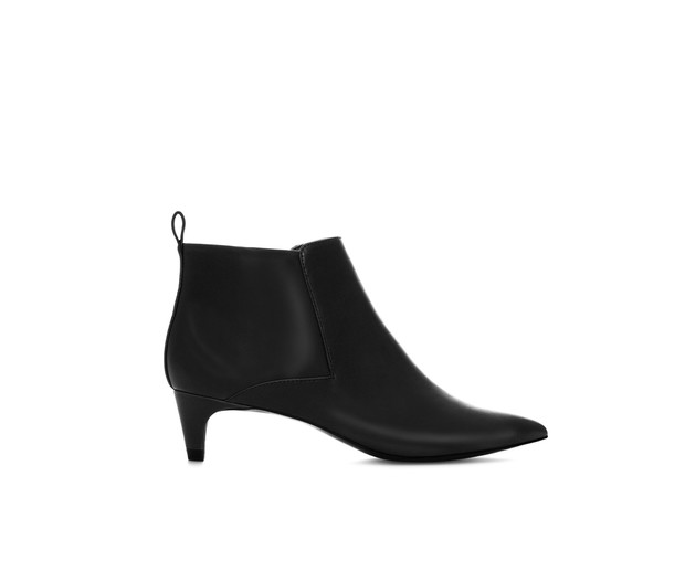 Buty na jesień: sztyblety i botki