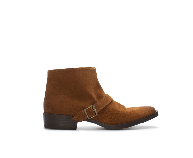 Buty na jesień: sztyblety i botki