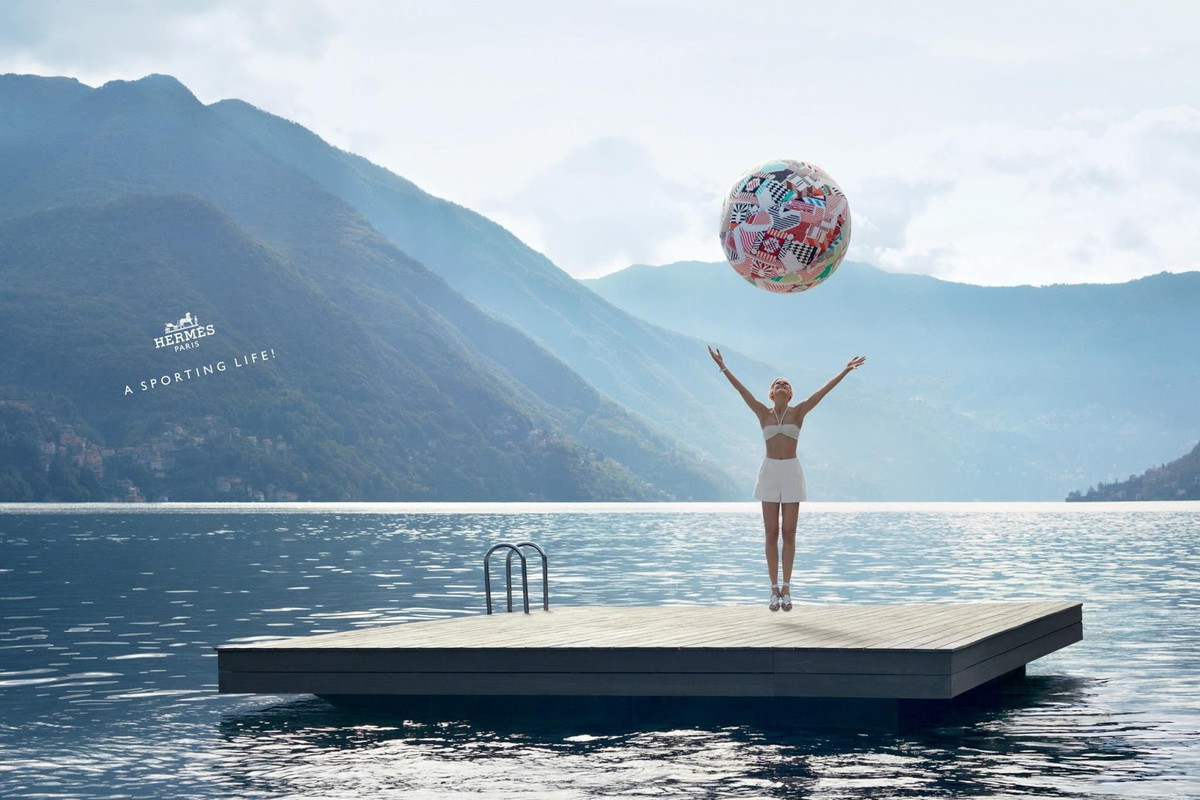 Iselin Steiro w kampanii Hermès wiosna-lato 2013, fot. Nathaniel Goldberg