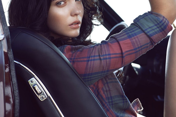 Marcela Leszczak w sesji dla Confashion Magazine