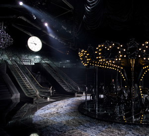 Scenografia pokazu Louis Vuitton wiosna-lato 2014, fot. Imaxtree