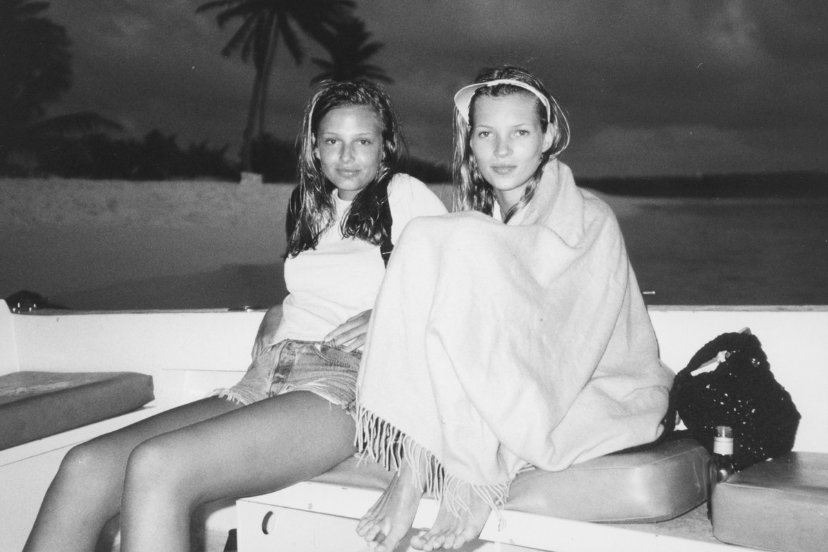Backstage sesji Kate Moss z 1994 r.