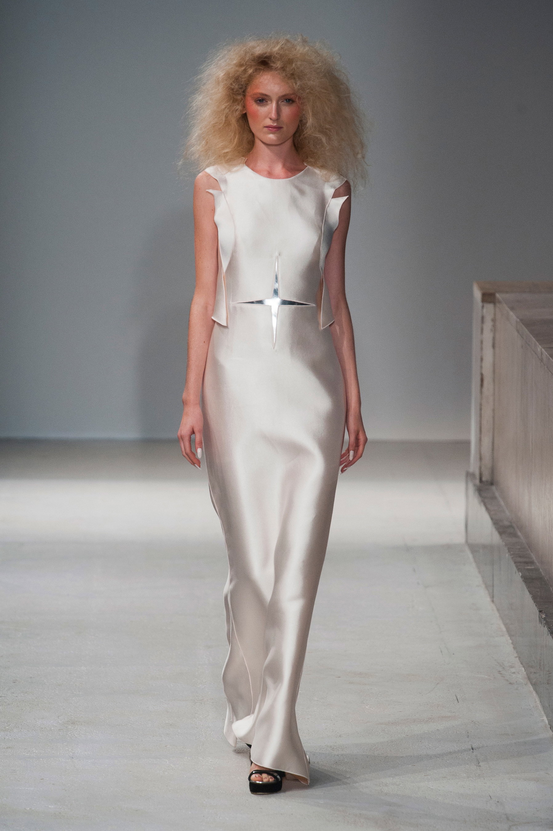 Gosia Baczyńska na Paris Fashion Week - pokaz wiosna-lato 2014