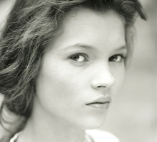 Pierwsze zdjęcia Kate Moss na wystawie w Londynie