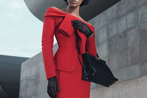 Elegancka Naomi Campbell w W Magazine