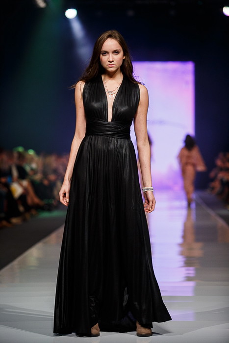 Fashion Week Poland: Natalia Jaroszewska wiosna-lato 2014