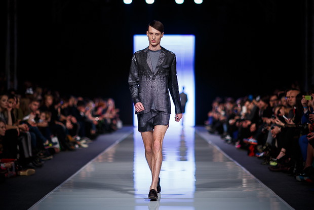Fashion Week Poland: Wojtek Haratyk wiosna-lato 2014