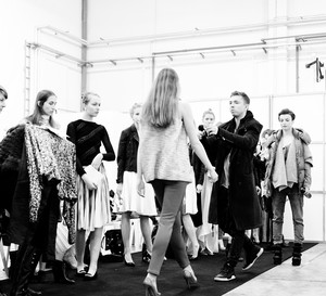 Łukasz Jemioł: backstage pokazu wiosna - lato 2014
