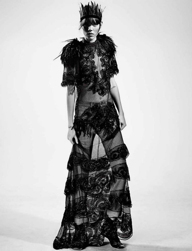 Freja Beha Erichsen w Louis Vuitton dla Interview