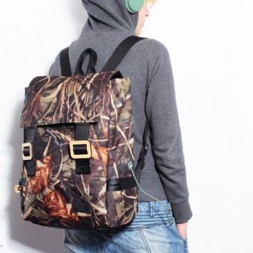 Plecaki - trendy wiosna-lato 2014/15