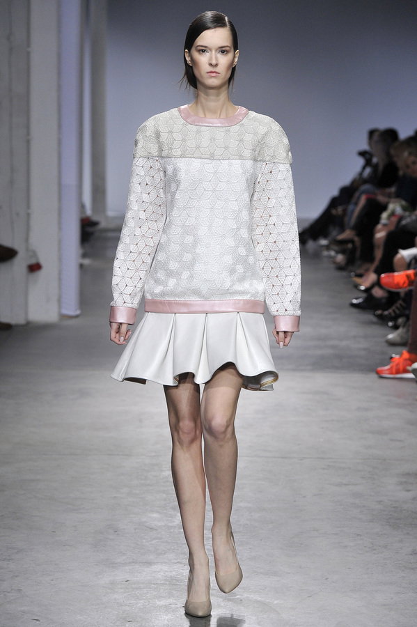 Pokaz TOMAOTOMO „Véronique”