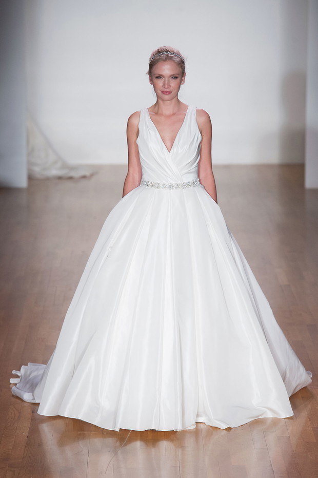 Suknie ślubne 2014: Alfred Angelo jesień 2014