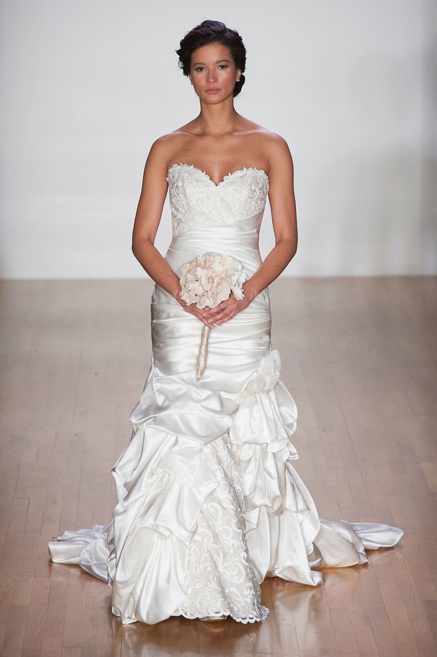 Suknie ślubne 2014: Alfred Angelo jesień 2014