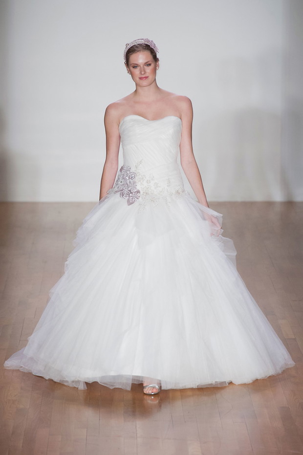 Suknie ślubne 2014: Alfred Angelo jesień 2014