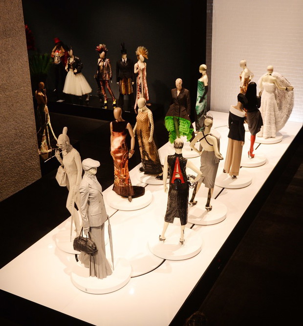 The Fashion World of Jean Paul Gaultier w Barbican Art Gallery