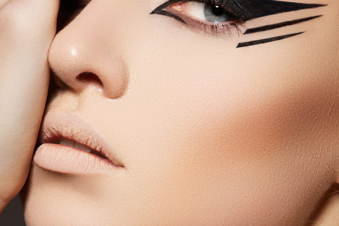 Geometric eyes - odważne trendy w makijażu oczu na rok 2014