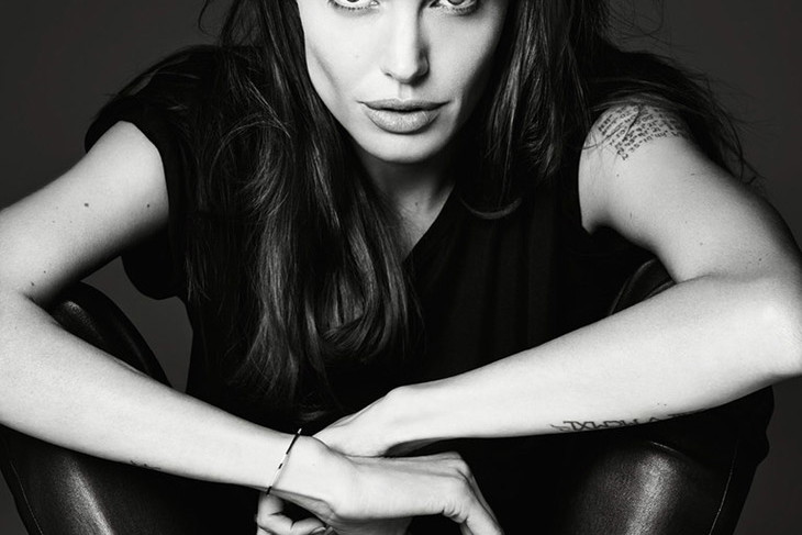 Angelina Jolie w czerwcowym ELLE US!