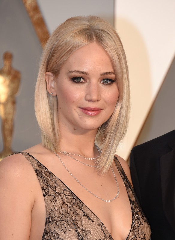 Fryzury gwiazd: Jennifer Lawrence