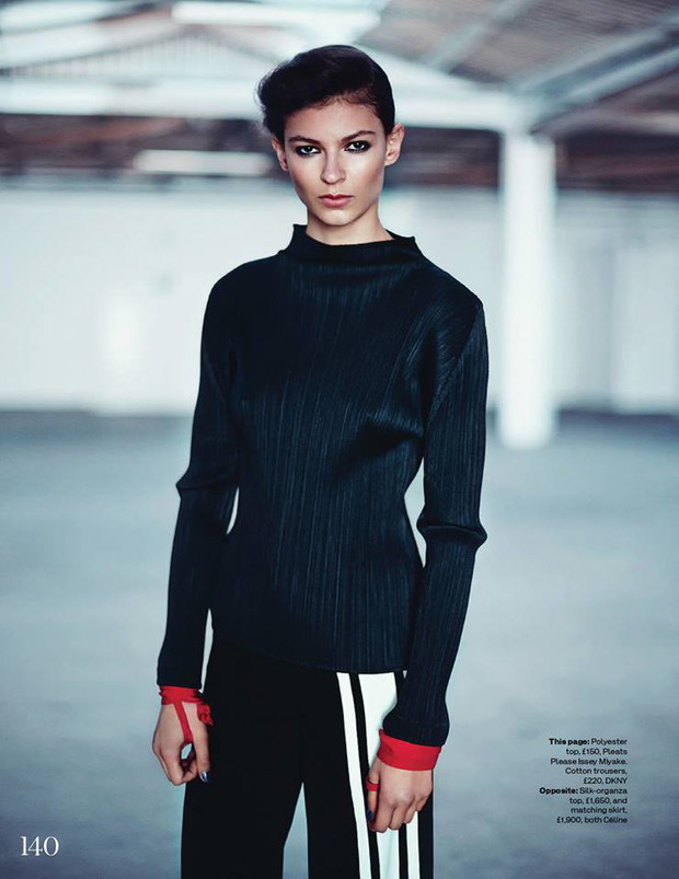 Emilia Nawarecka w lipcowym numerze ELLE UK
