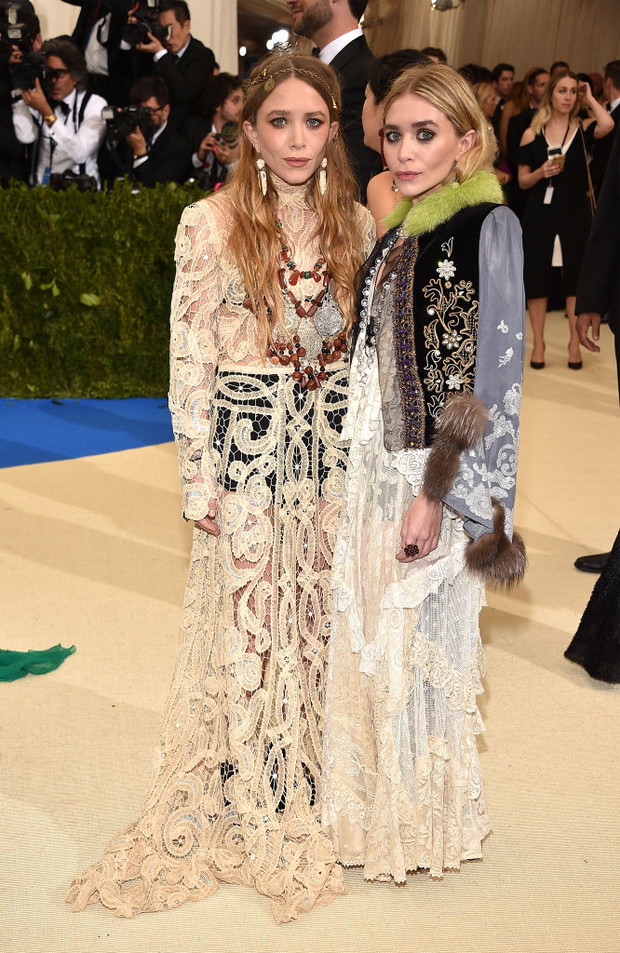 Mary-Kate i Ashley Olsen - stylizacje gwiazd