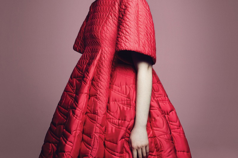 Mia Wasikowska dla ELLE Canada