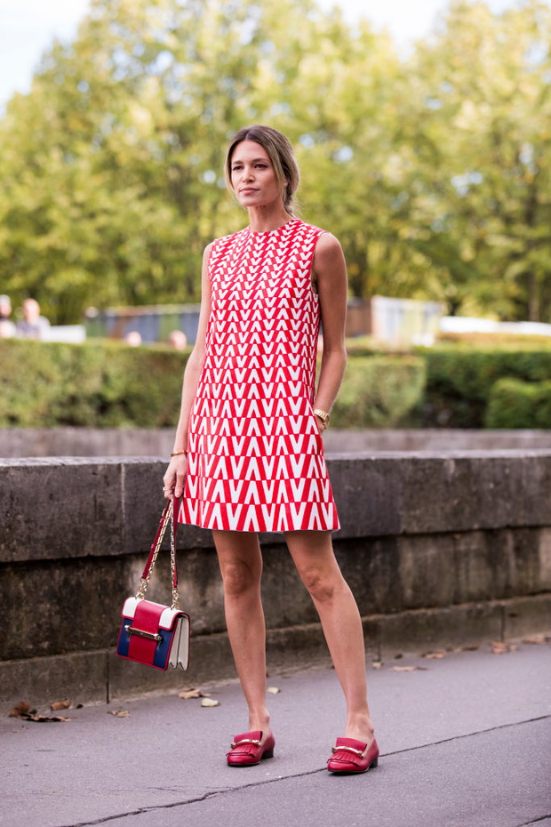 Street Style : Paris Fashion Week Womenswear Spring/Summer 2019 : Day Seven