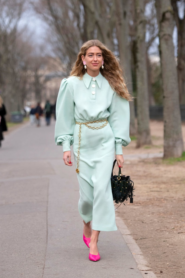 Street Style - Paris Fashion Week Womenswear Fall/Winter 2019/2020 : Day Seven