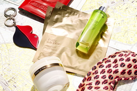 Krem Sisleÿa L’Intégral Anti-Âge SISLEY, nawilżający fludi Énergie de Vie Liquid Care LANCÔME, maska Advanced Night Repair Concentrated Recovery PowerFoil Mask ESTÉE LAUDER