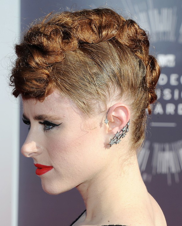 MTV Video Music Awards 2014: fryzury i makijaż gwiazd