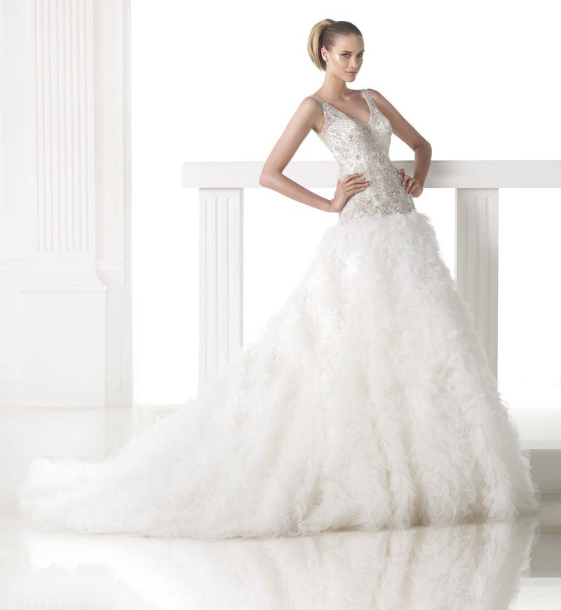 Suknie ślubne Pronovias "Crystal"