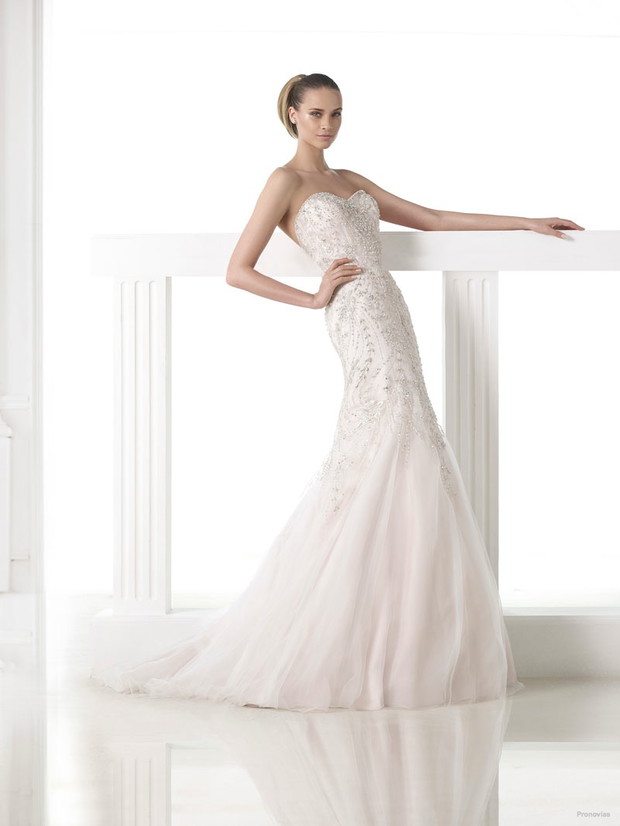 Suknie ślubne Pronovias Crystal