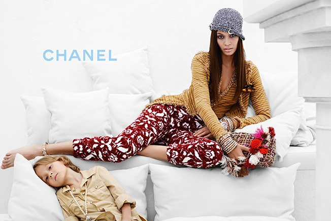 Joan Smalls w kampanii Chanel Cruise 2015